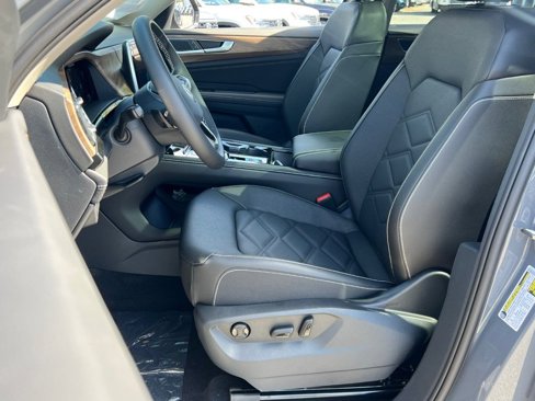 New 2026 Volkswagen Atlas SE image 16