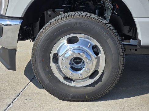 New 2026 Ford F350 Lariat w/ Lariat Premium Package image 13