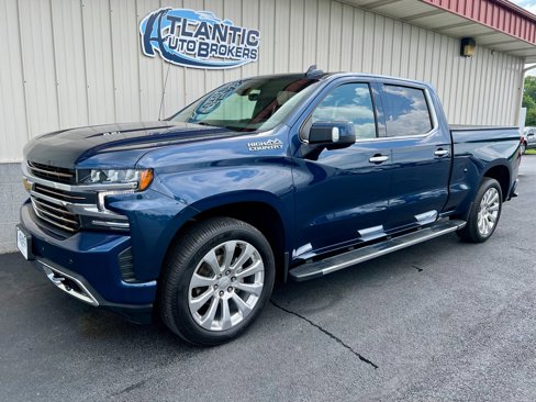 Used 2022 Chevrolet Silverado 1500 High Country w/ Technology Package image 1