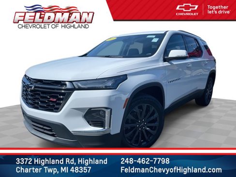 Used 2023 Chevrolet Traverse RS image 1