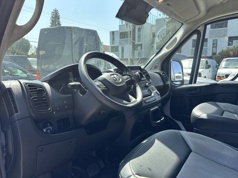 Used 2024 RAM ProMaster 2500 w/ Convenience Group image 10