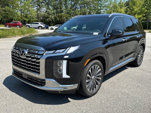 Used 2025 Hyundai Palisade Calligraphy image 1