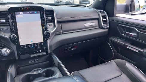 Used 2025 RAM 1500 Laramie image 14
