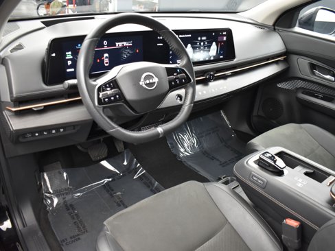 Used 2024 Nissan Ariya FWD image 11