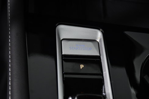 Used 2025 Volkswagen Atlas SE image 18