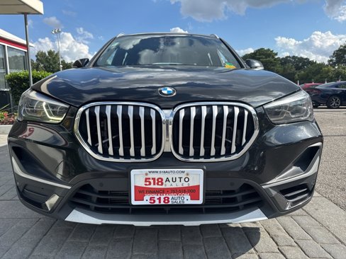Used 2021 BMW X1 xDrive28i w/ Premium Package image 4
