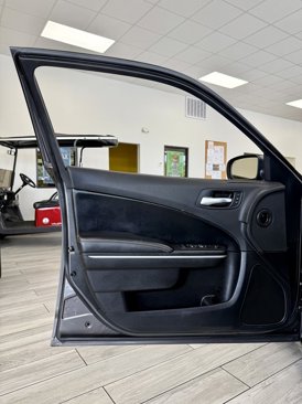 Used 2021 Dodge Charger SXT w/ Leather Interior Group image 15