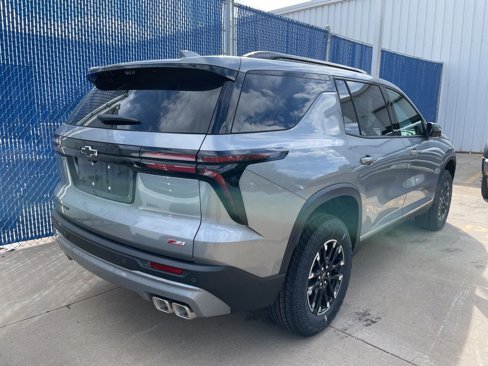 New 2026 Chevrolet Traverse Z71 w/ Driver Confidence Package image 3