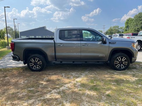 Used 2021 GMC Sierra 1500 AT4 image 4