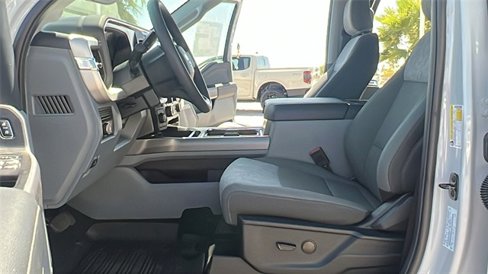 New 2025 Ford F250 XLT w/ Black Appearance Package image 19