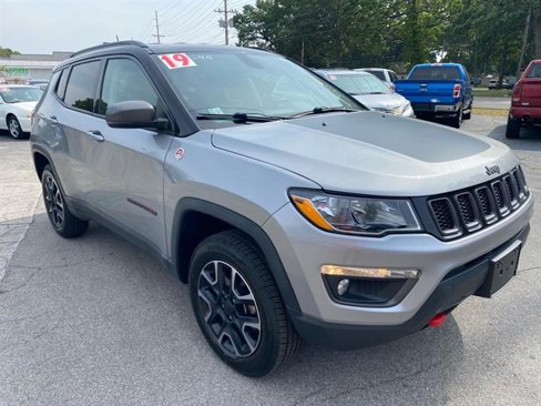 Used 2019 Jeep Compass Trailhawk image 5