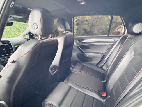 Used 2021 Volkswagen GTI Autobahn image 11