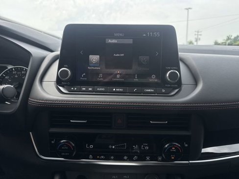 New 2026 Nissan Rogue SV image 8