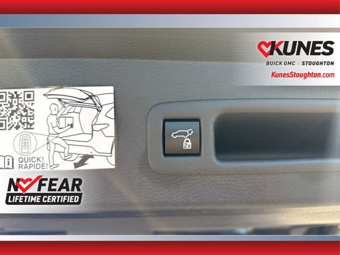 Used 2024 Toyota Sienna XLE image 31