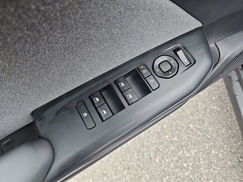 Used 2025 Kia K4 EX image 26