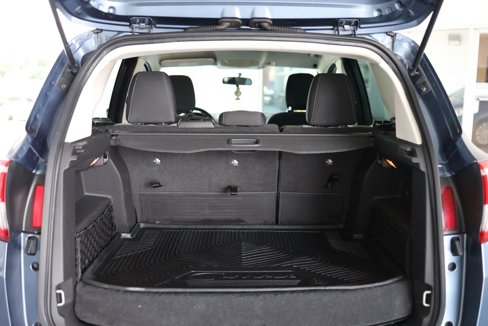 Used 2018 Ford C-MAX SE w/ Cold Weather Package image 4