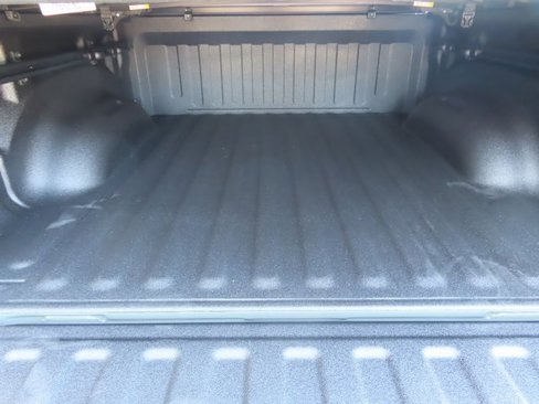New 2026 RAM 1500 4x4 Crew Cab image 11