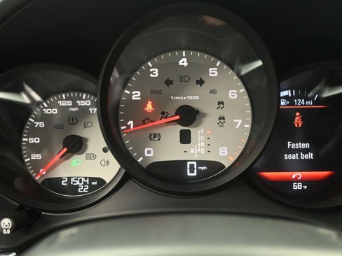 Used 2024 Porsche 718 Cayman image 12