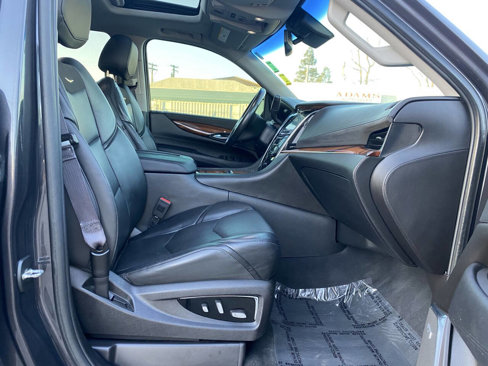 Used 2015 Cadillac Escalade ESV Luxury image 13