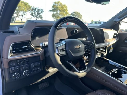 New 2026 Chevrolet Suburban High Country image 38