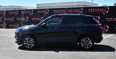 Used 2024 Chevrolet TrailBlazer LT w/ Driver Confidence Package image 4