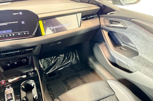 New 2025 Audi S6 e-tron Prestige image 19