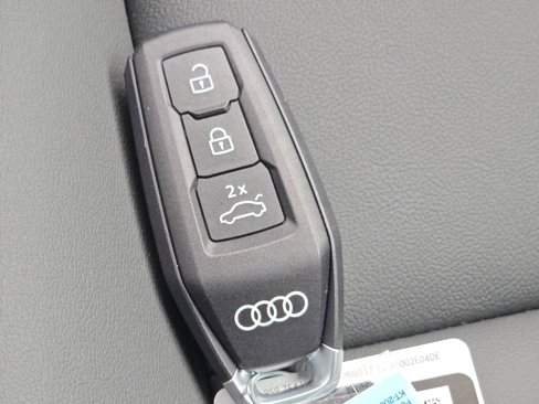 New 2025 Audi Q5 Premium image 27
