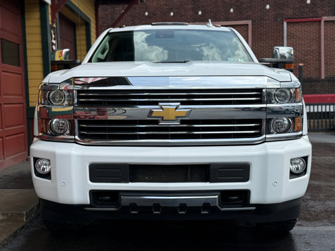 Used 2015 Chevrolet Silverado 2500 High Country w/ Duramax Plus Package image 8