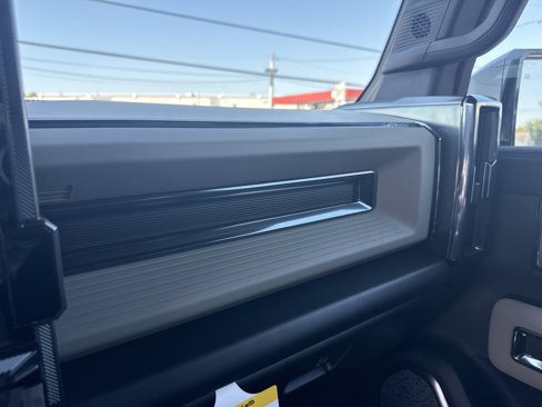 New 2026 GMC Hummer EV SUV image 17