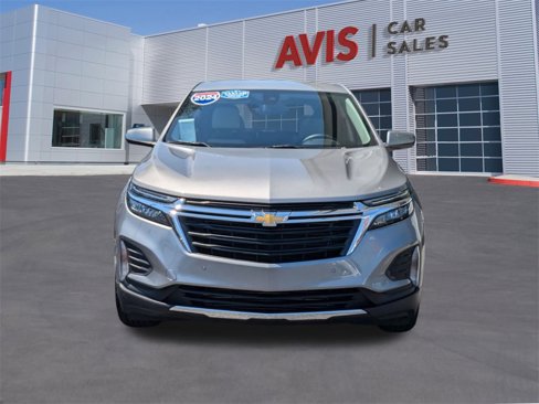 Used 2024 Chevrolet Equinox LT image 2