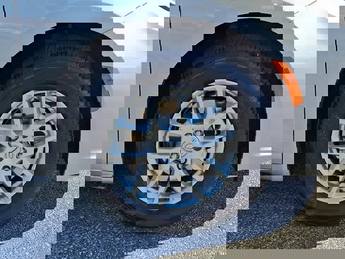 New 2026 Chrysler Pacifica Select image 8