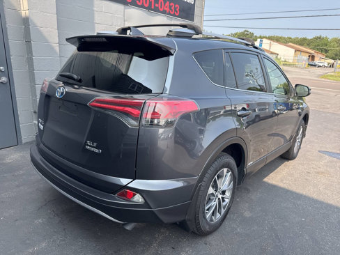Used 2017 Toyota RAV4 XLE image 9