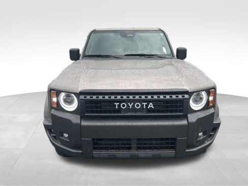 Used 2025 Toyota Land Cruiser 1958 image 2