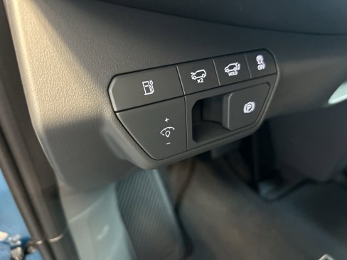 New 2026 Kia EV9 Wind image 27
