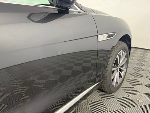 New 2026 Jaguar F-PACE R-Dynamic S image 30