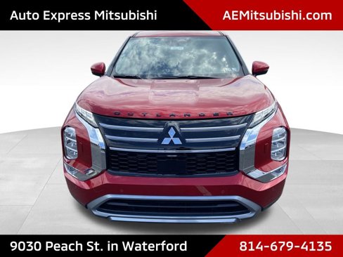 New 2025 Mitsubishi Outlander SE image 2