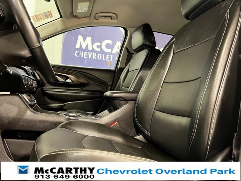 Used 2024 GMC Terrain SLT image 23