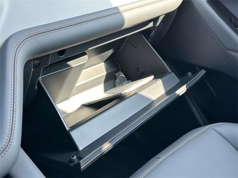 New 2025 Ford Explorer Active image 32