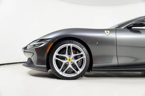 Used 2025 Ferrari Roma Spider image 12