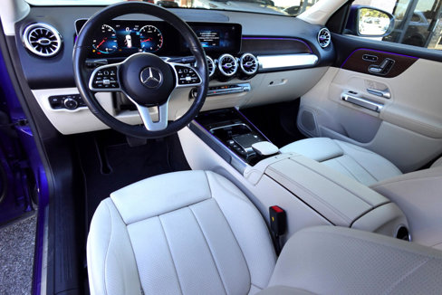 Used 2021 Mercedes-Benz GLB 250 4MATIC w/ Premium Package image 15