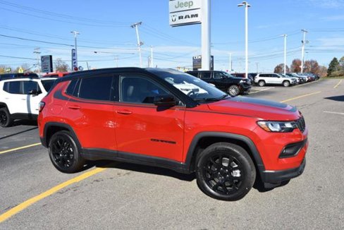 Certified 2023 Jeep Compass Altitude image 7