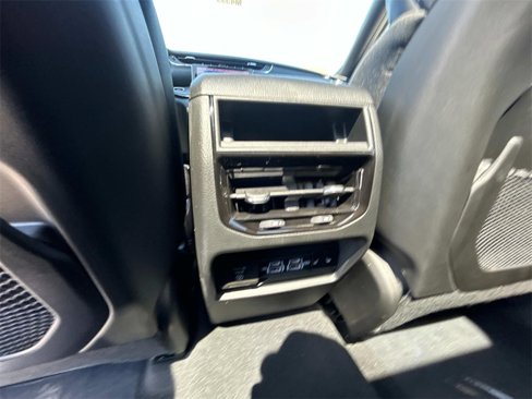 New 2025 Jeep Grand Cherokee Overland image 7
