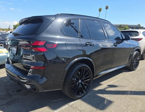 Used 2025 BMW X5 xDrive40i w/ M Sport Package image 2
