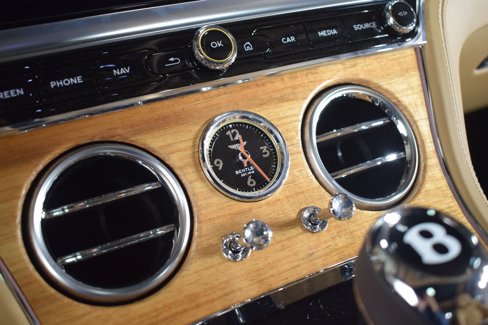New 2024 Bentley Continental GT Azure image 31