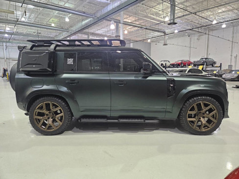 Used 2025 Land Rover Defender 110 V8 image 8