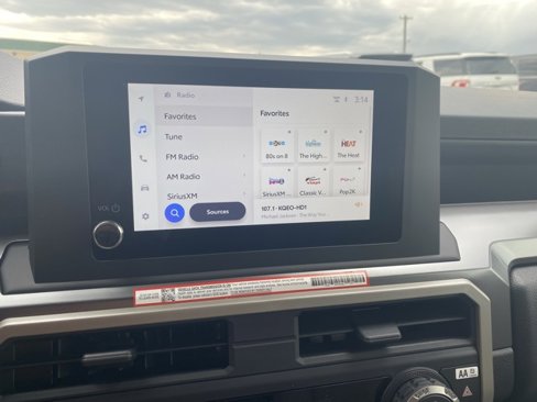 Used 2025 Toyota Tacoma SR5 image 34