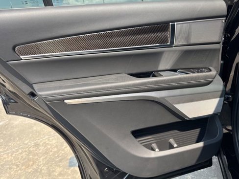 New 2026 Cadillac Vistiq Luxury image 15