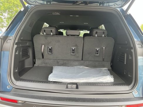 New 2026 Chevrolet Traverse LT w/ Driver Confidence Package image 14