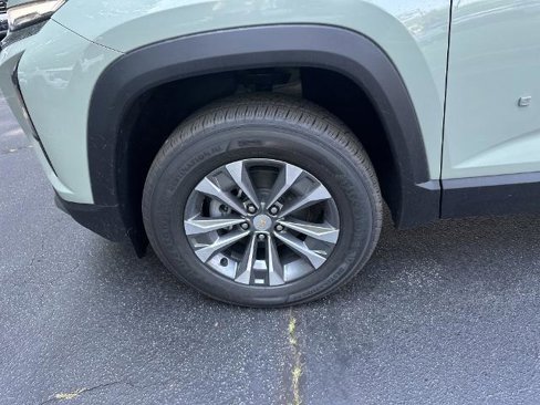 New 2026 Chevrolet Equinox LT w/ Convenience Package II image 12
