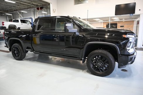 New 2025 Chevrolet Silverado 2500 High Country w/ High Country Premium Package image 4